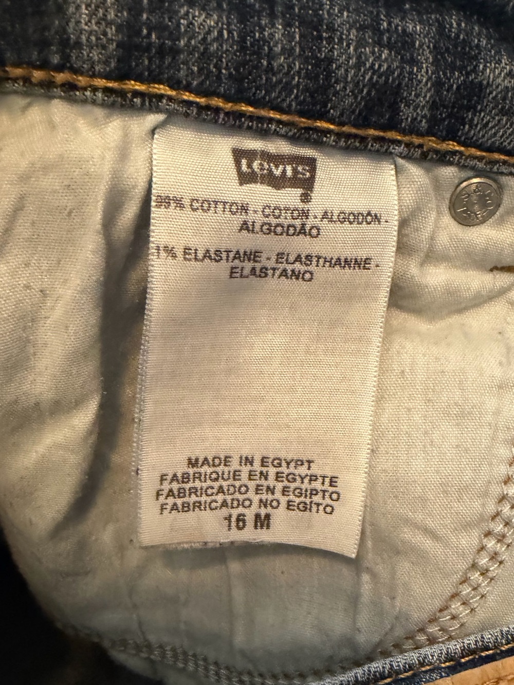 Levi's 550 Womens 16 Blue Wash Relaxed Tapered Leg Stretch Denim Jean Distressed - Picture 10 of 11